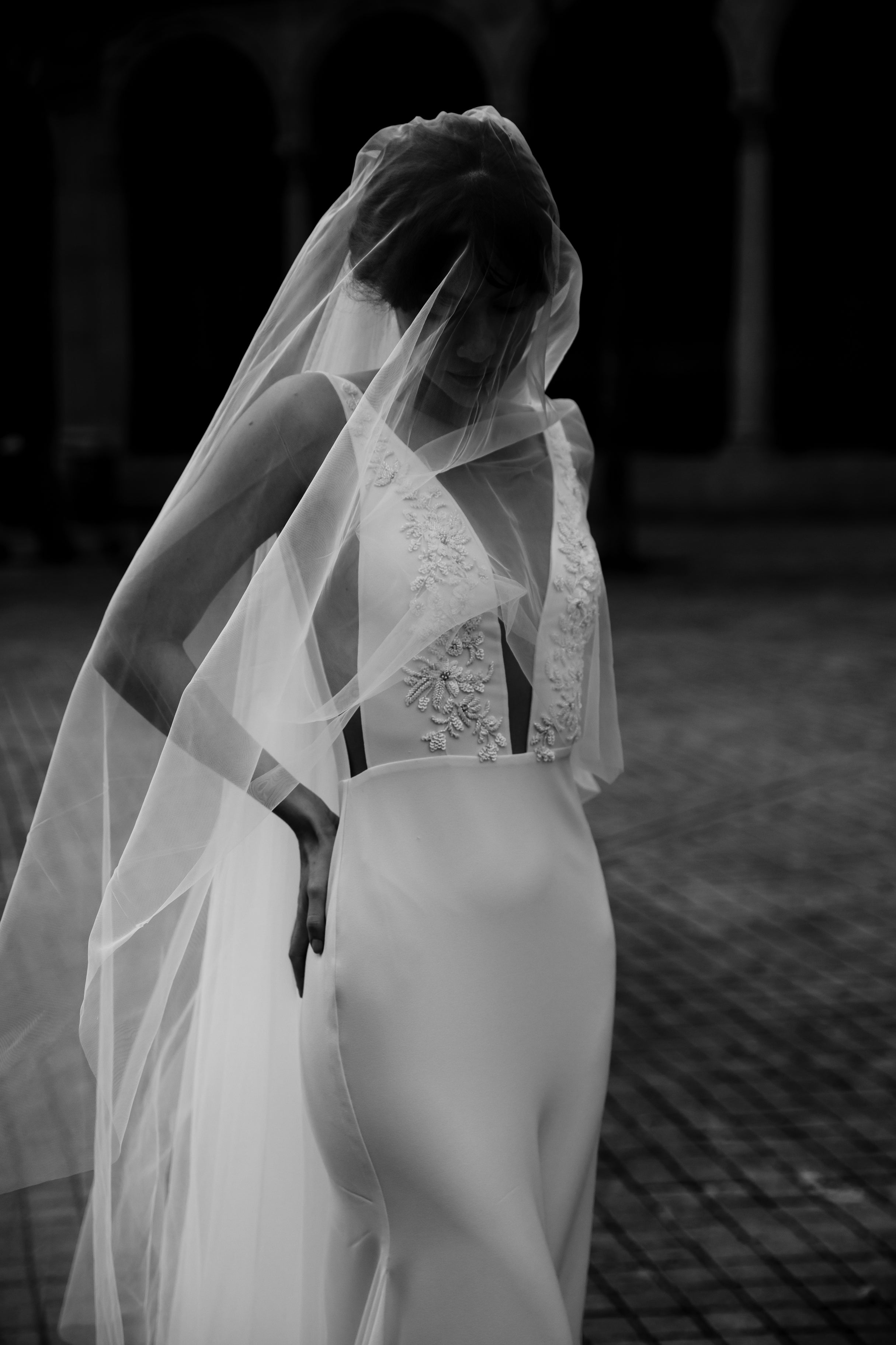 VEILS & GARTERS